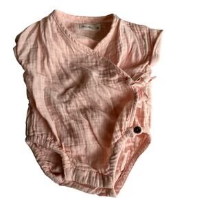 Oliver & Rain Gauze wrap bodysuit
